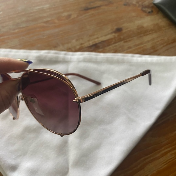 Sunnies!!! Brand new Diff Koko aviators. Case, box, cleaning cloth. Never worn. - Picture 2 of 5